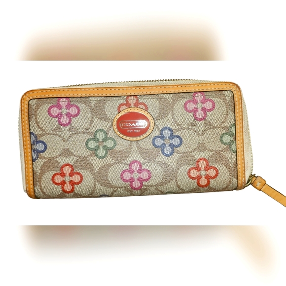 Coach Beige Wallet with Multicolor Accents - Picture 1 of 8